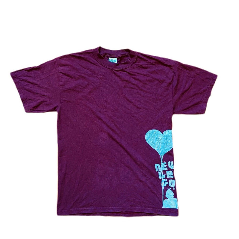 “Never Let Go!” Heart T-shirt